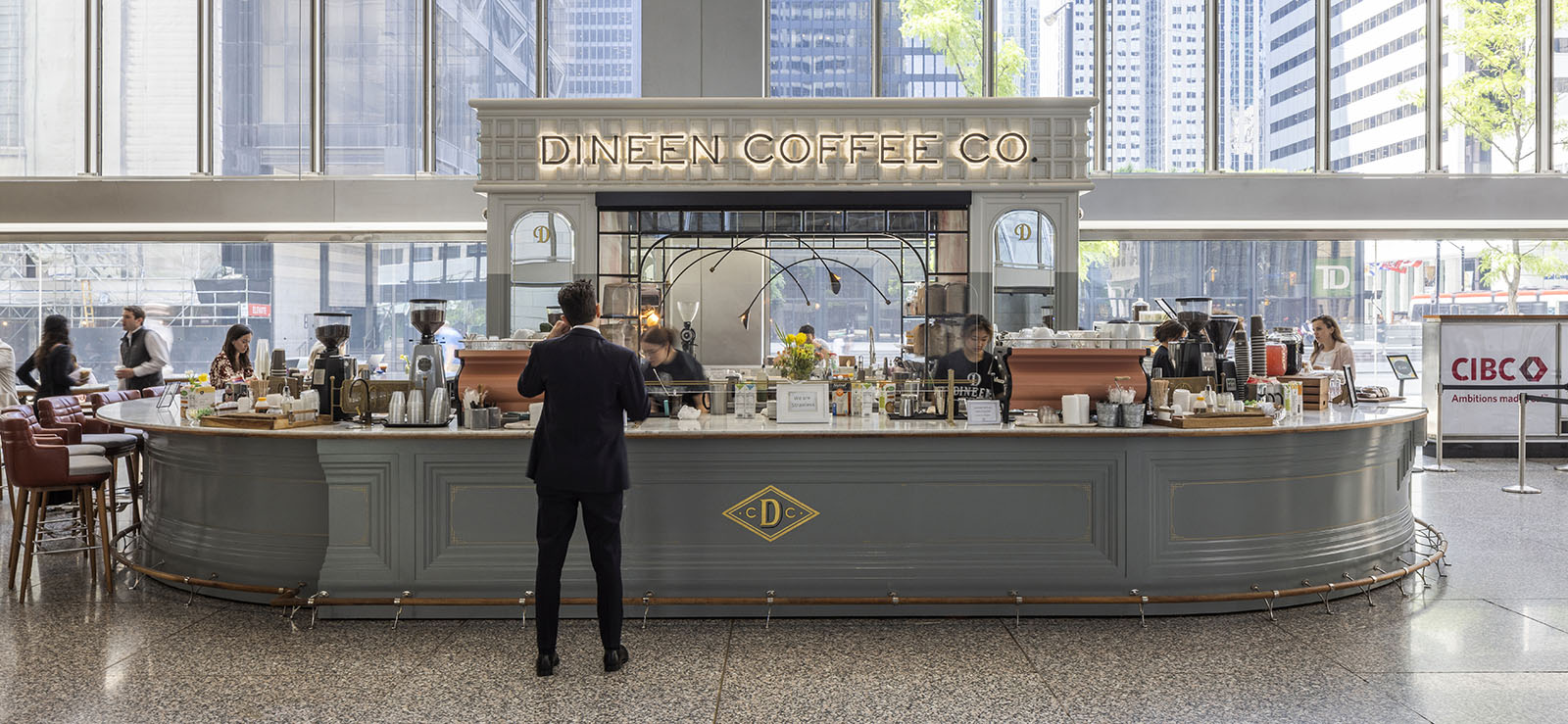 A large coffee shop and its fashionable interior.